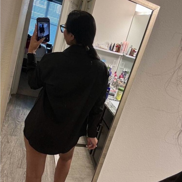 Black button down shirt - Picture 3 of 10